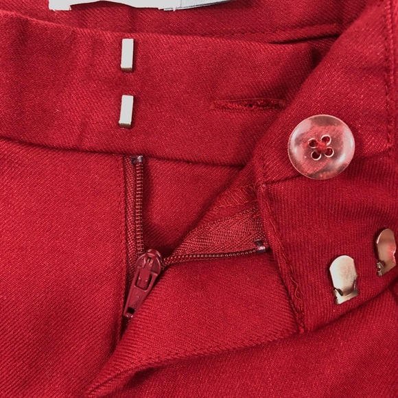 NWT Old Navy Red Pleated High Rise Shorts - Picture 3 of 4